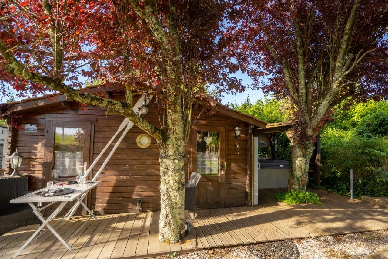 Le Bassin Du Tertre Bed & Breakfast Fronsac  Exterior photo